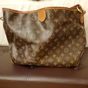 100% Authentic Louis Vuitton Delightful MM